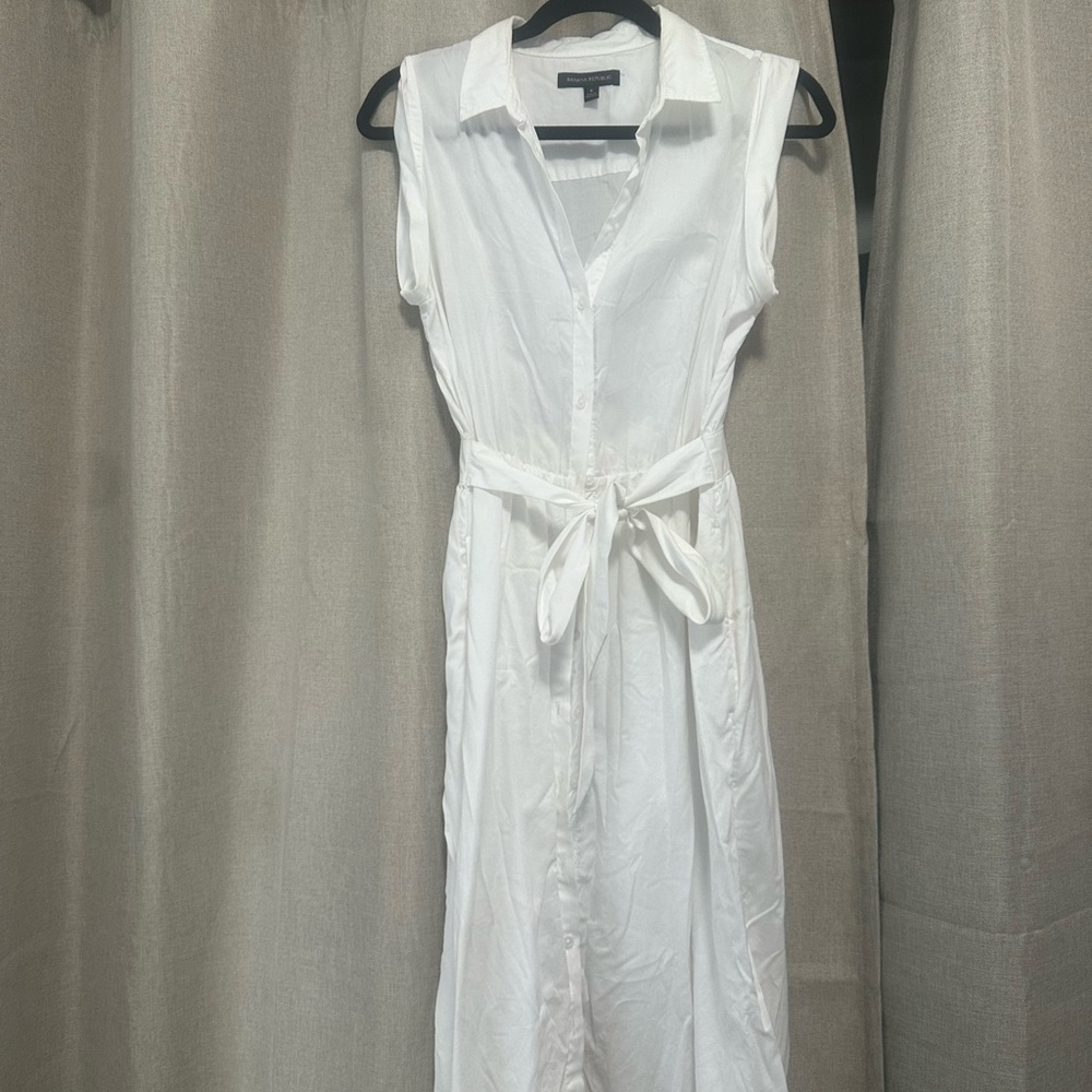 Banana Republic White Sleeveless Midi Dress